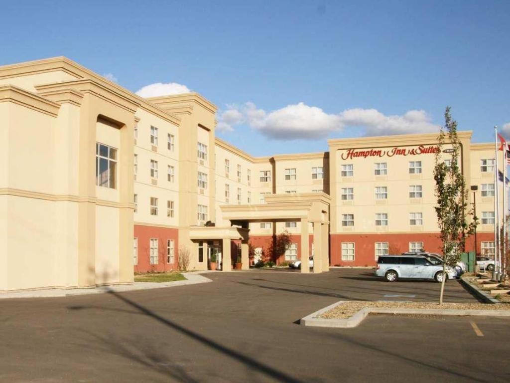 Hampton Inn & Suites By Hilton Edmonton International Airport Ледюк Екстер'єр фото