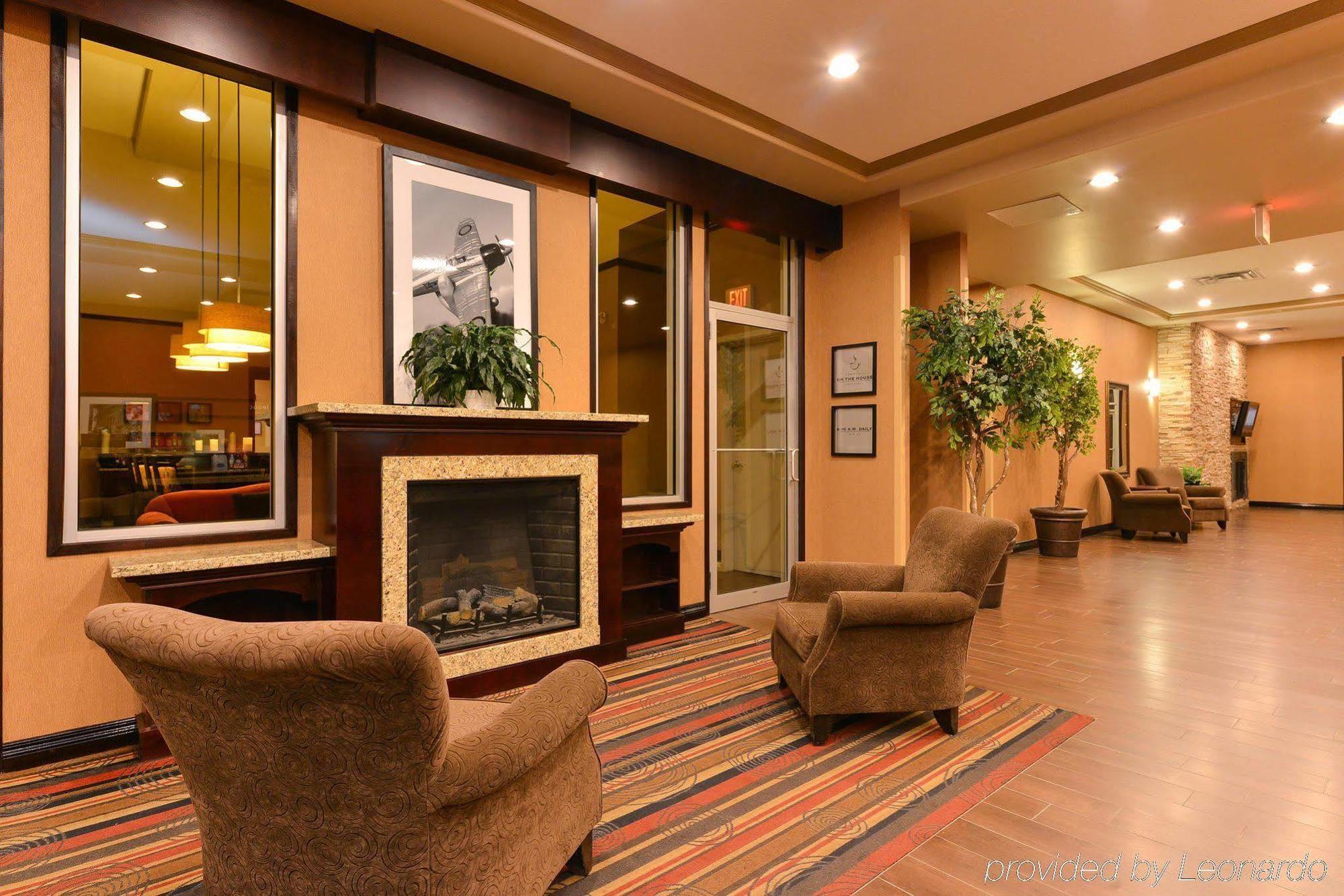 Hampton Inn & Suites By Hilton Edmonton International Airport Ледюк Екстер'єр фото