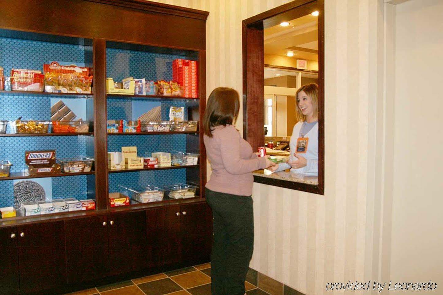 Hampton Inn & Suites By Hilton Edmonton International Airport Ледюк Ресторан фото